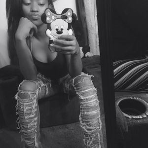 Meet your Posher, Key-isha