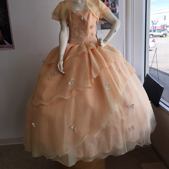 Orange/peachy dress