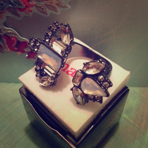 Mark Baroque the Mold Ring size 7.5 NIB Unique!