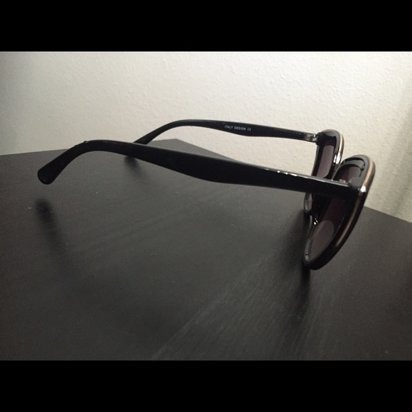 Sunglasses - Picture 2 of 3
