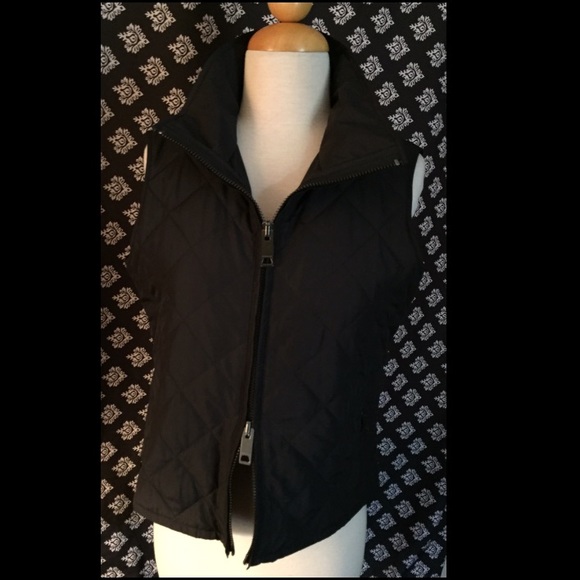 Burberry vest