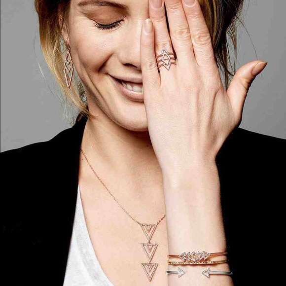 🎈Sale✨ROSE Gold Delicate 3 Triangle Necklace - Picture 3 of 8