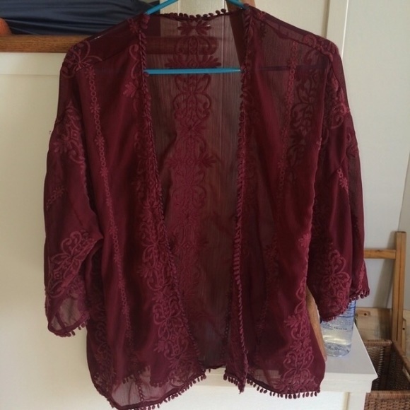 Lace kimono