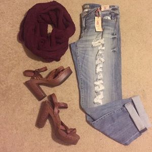 Distressed Skinny's ✨