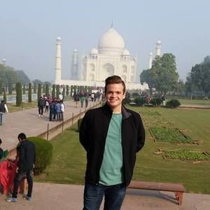 Meet your Posher, Austin