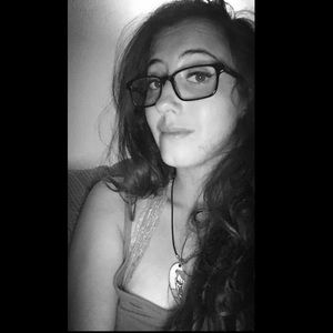 Meet your Posher, Marisa