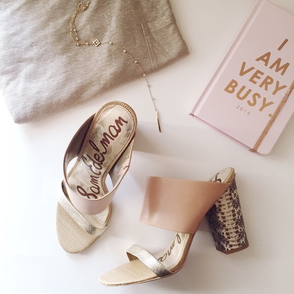 Sam Edelman Yoselin Mules - Natural