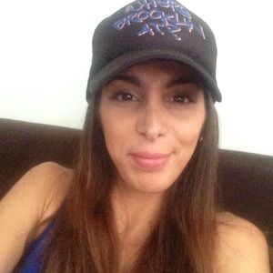 Meet your Posher, Linda