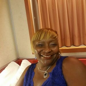 Meet your Posher, Veronica