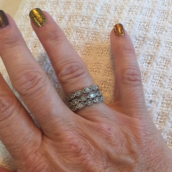 Stackable diamond rings - Picture 2 of 2