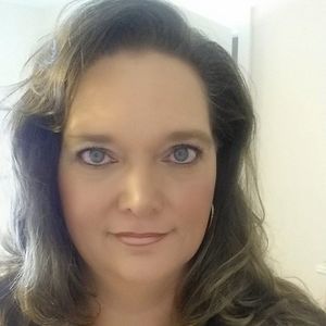 Meet your Posher, Kellie