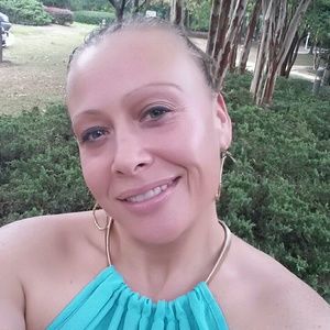 Meet your Posher, Tonia