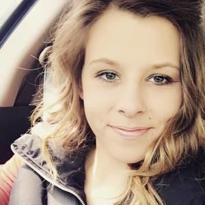 Meet your Posher, Hayley