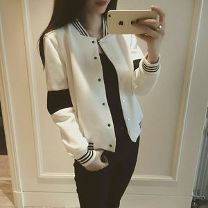 varsity jacket / lightweight jacket