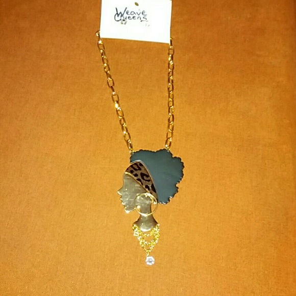 AFRO LADY NECKLACE