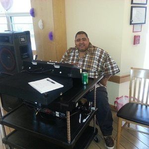 Meet your Posher, Raymond