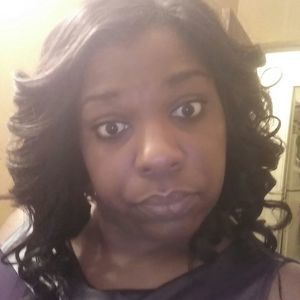 Meet your Posher, Valerie