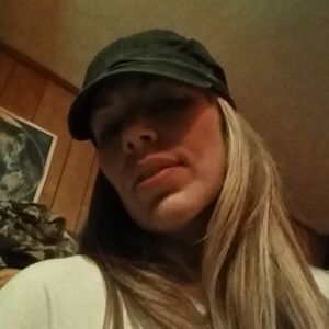 Meet your Posher, Nakia