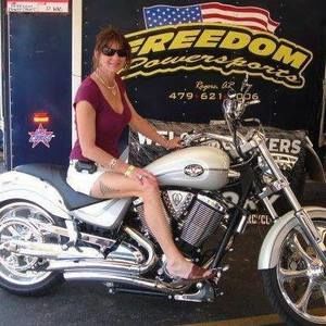 Meet your Posher, Sharla