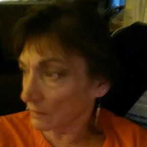 Meet your Posher, Deborah