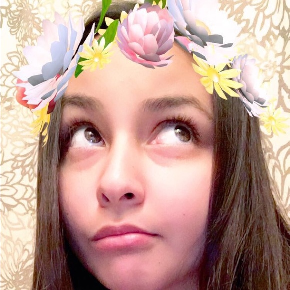 Meet your Posher, Santana