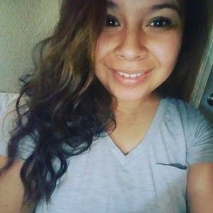 Meet your Posher, Perla