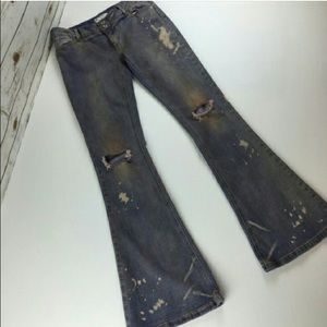 SALE 🎉 Free People Distressed Flares