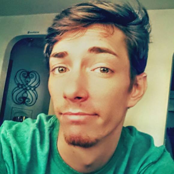 Meet your Posher, Kyle - Picture 1 of 1