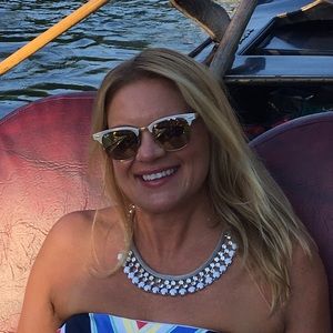 Meet your Posher, Danna