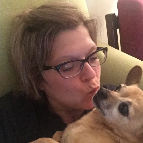 Meet your Posher, Dannielle - Picture 1 of 1