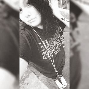 Meet your Posher, Whitney