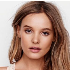 Meet your Posher, Veronica