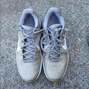 Men's Nike Kobe Shoes size 7.5