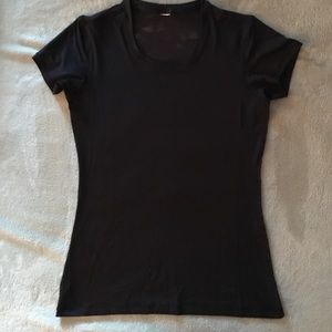 UA work out tee