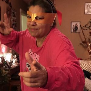 Meet your Posher, Lucy