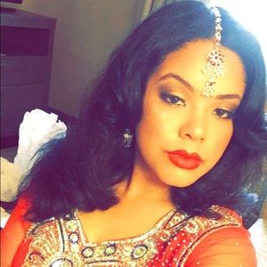 Meet your Posher, Destiny