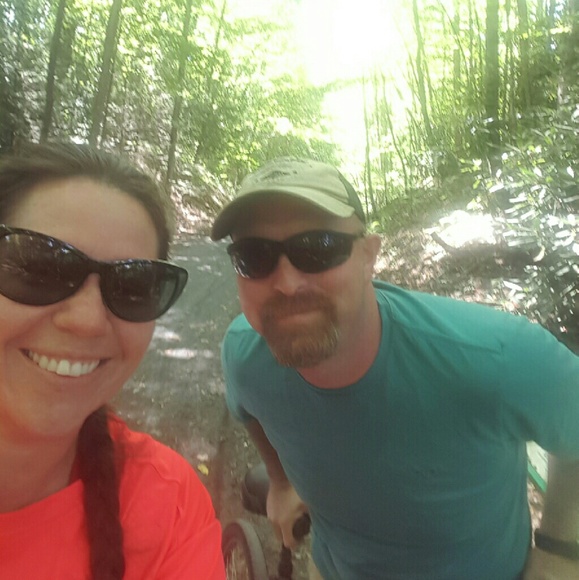 Meet your Posher, Misty - Picture 1 of 1