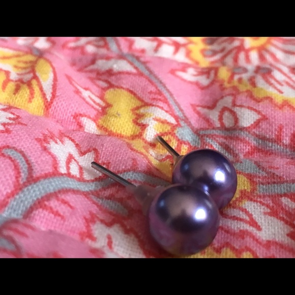 Purple pearls - Picture 1 of 1