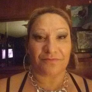 Meet your Posher, Roxanne