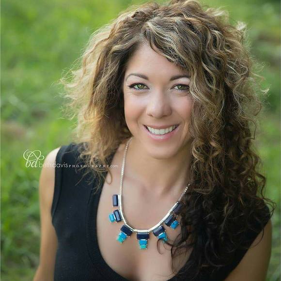 Meet your Posher, Becki