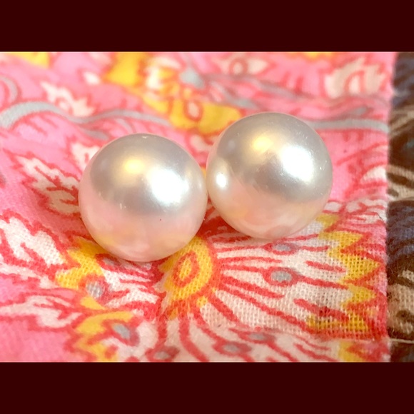 Pearl earrings - Picture 1 of 1