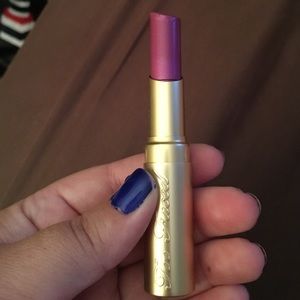 Too Faced la creme lip in lollipop swatched