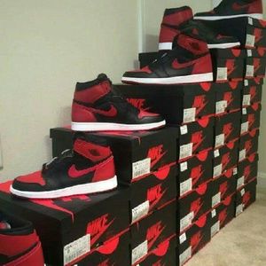 Jordan 1 Banned Various sizes