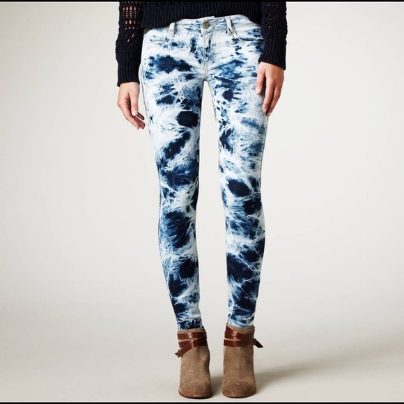 American Eagle tie dye skinny size 2