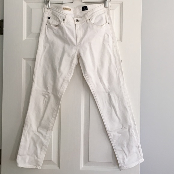 MOVING SALE AG Stevie Distressed Ankle Jean