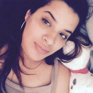 Meet your Posher, Ambar