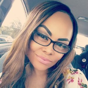 Meet your Posher, Renata