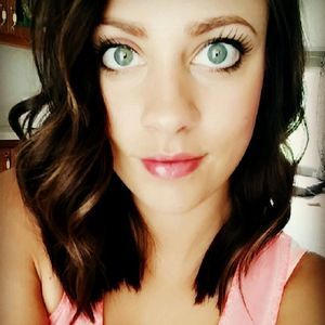 Meet your Posher, Alisha