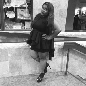 Meet your Posher, Kanisha