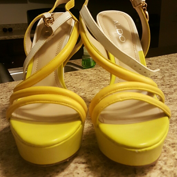 Aldo Yellow & White strapy heels - Picture 3 of 4